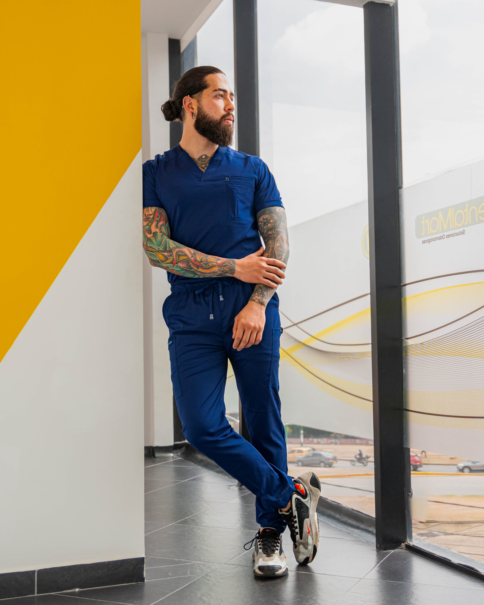 uniforme lotus rho hombre uniforme lotus rho hombre