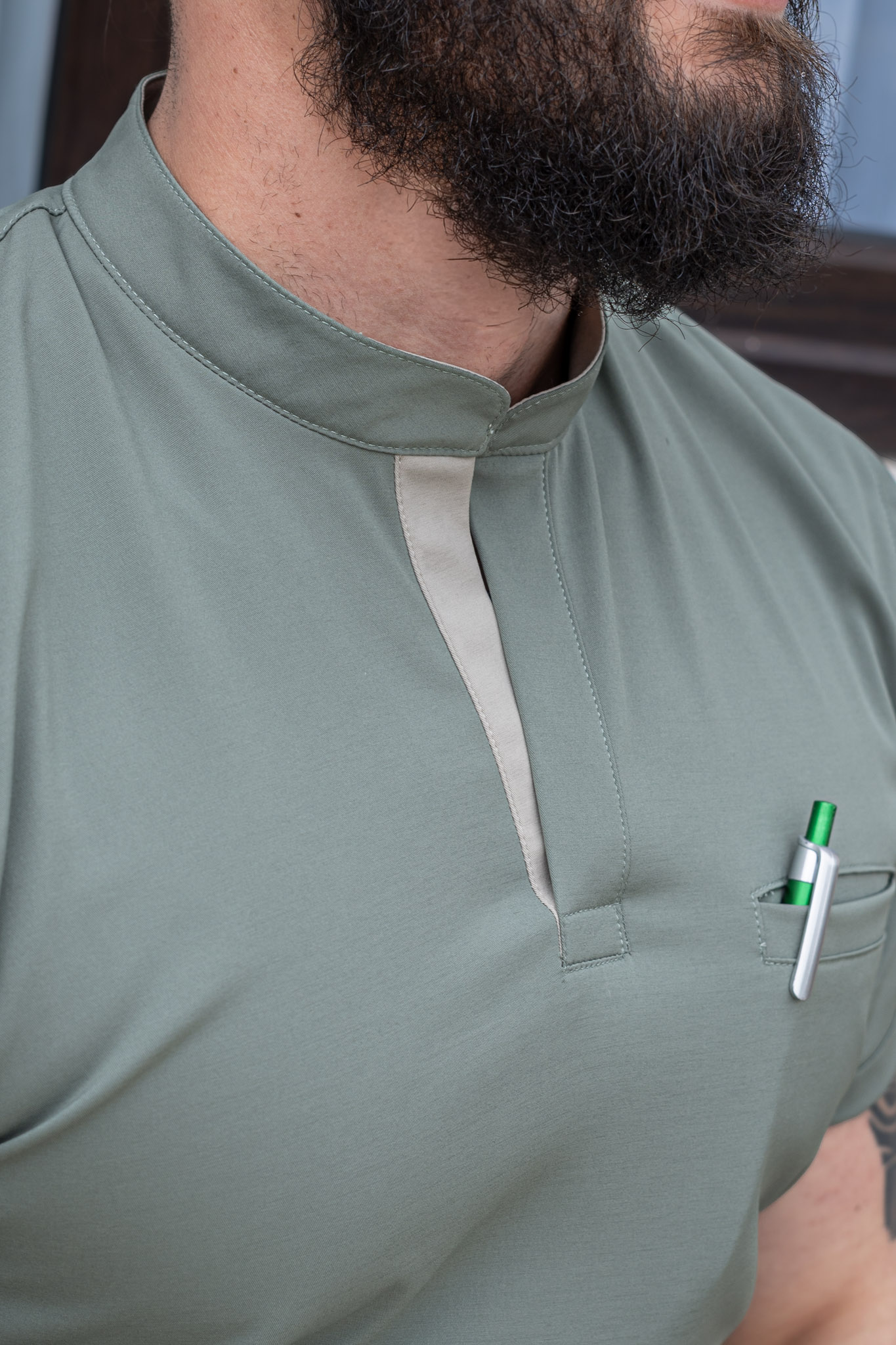 uniforme lotus varian hombre uniforme lotus varian hombre