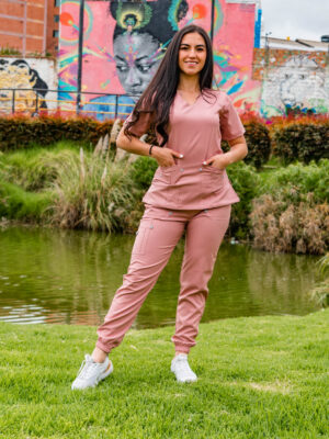 uniforme lotus lyra mujer