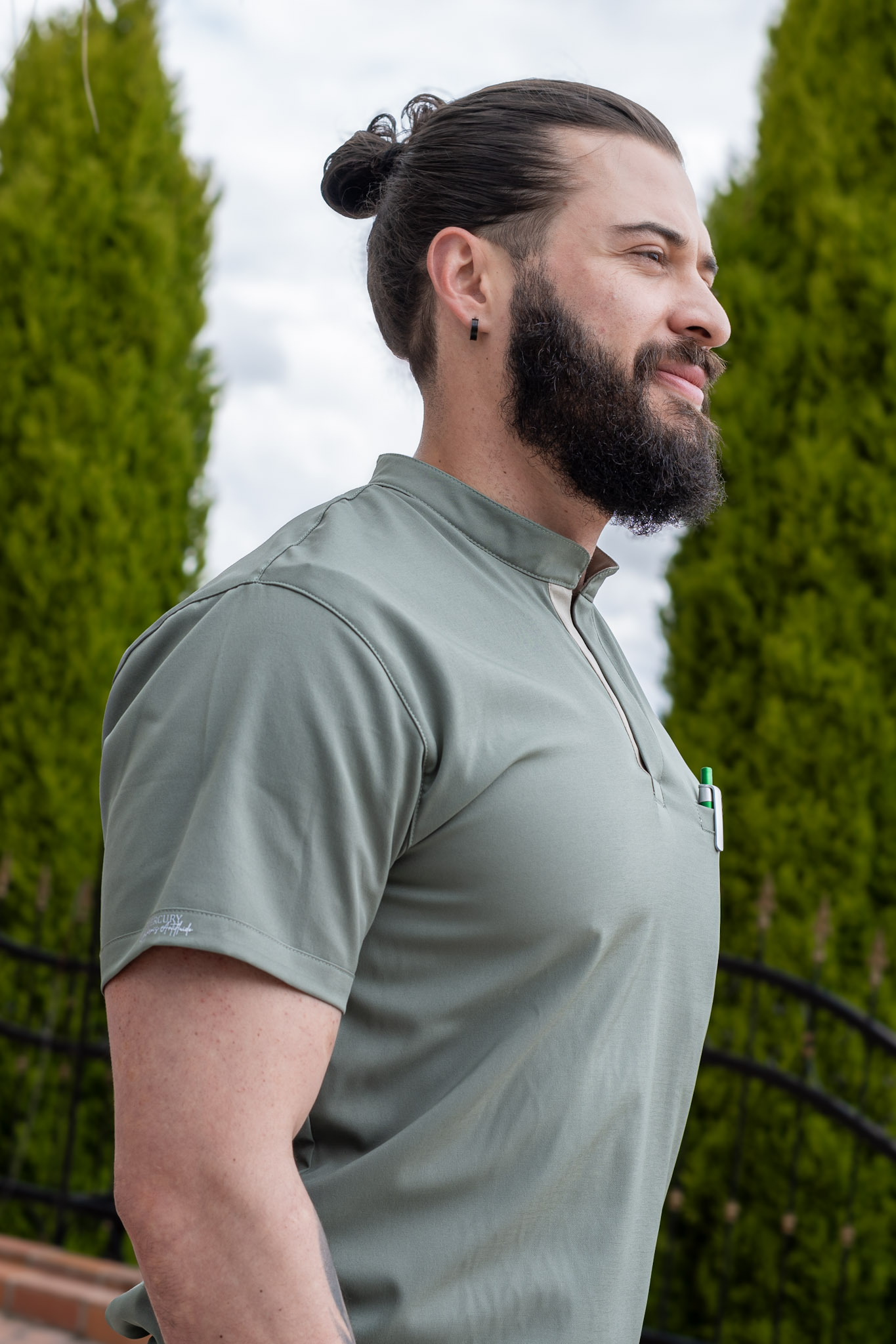 uniforme lotus varian hombre uniforme lotus varian hombre