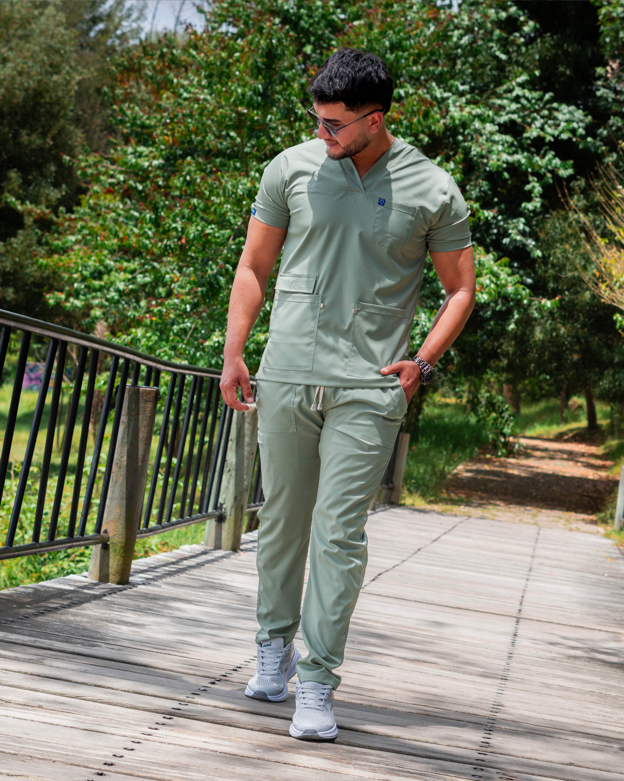 uniforme lotus dorian hombre uniforme lotus dorian hombre