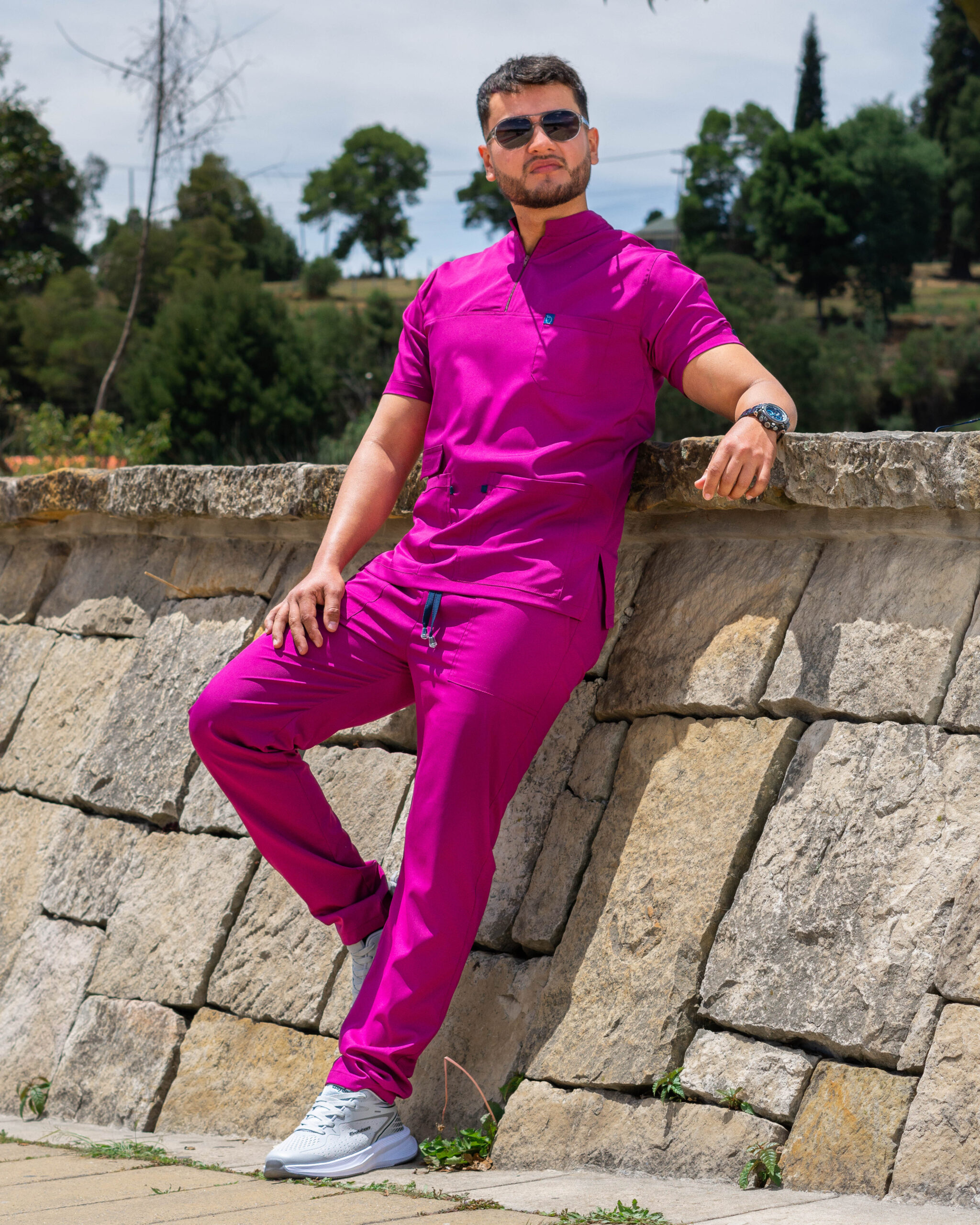 uniforme lotus valen hombre uniforme lotus valen hombre