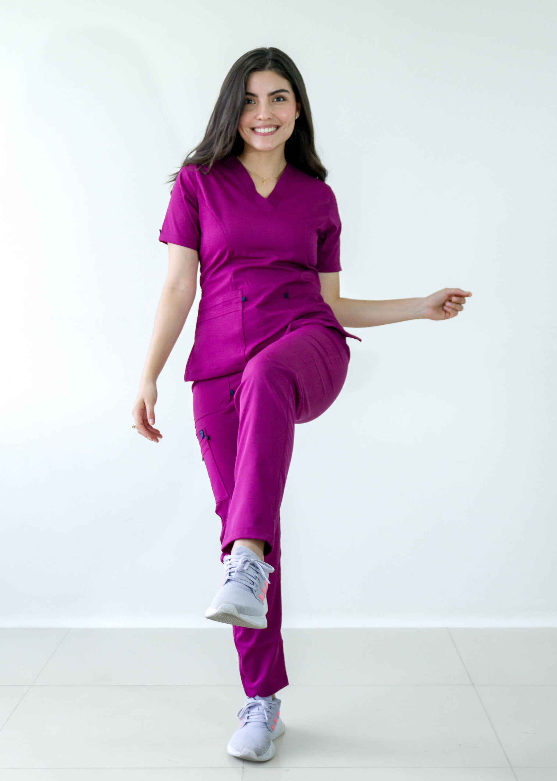 uniforme lotus onira mujer uniforme lotus onira mujer mercury