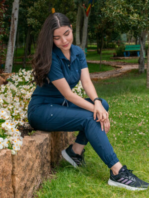 uniforme lotus aérea mujer mercury