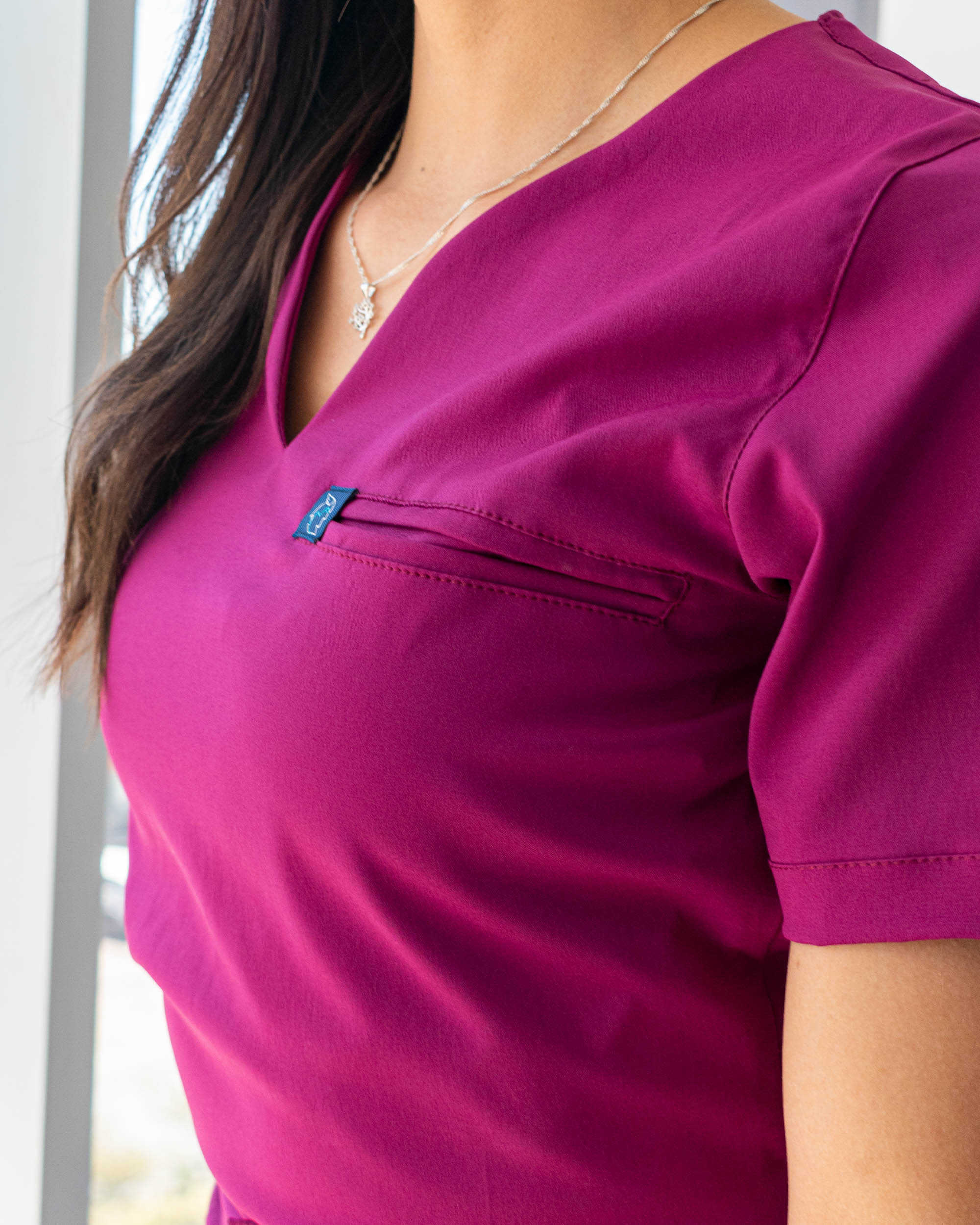 uniforme lotus vega mujer uniforme lotus vega mujer