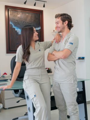 uniforme lotus vulcan hombre