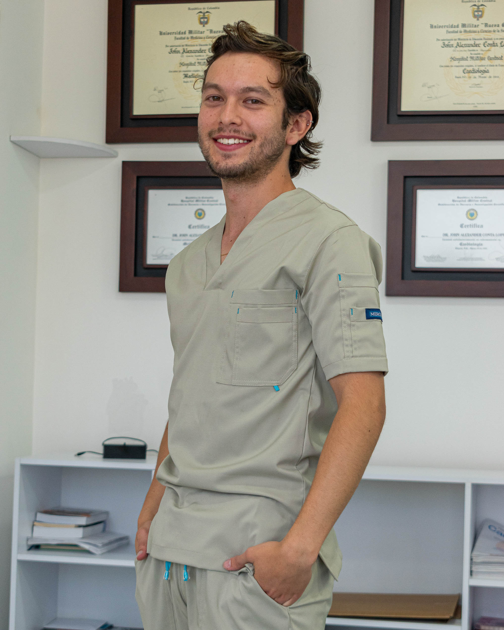 uniforme lotus vulcan hombre uniforme lotus vulcan hombre